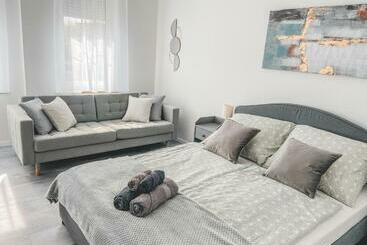 アパートホテル Villa Tara Bük