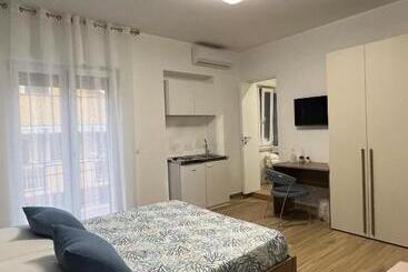 مبيت وإفطار Oltremare Rooms Agropoli