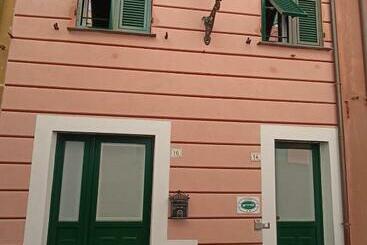 פנסיון Elicriso Apartment Affittacamere