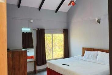 בית מלון כפרי Raghunandan Resort