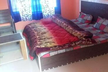 酒店 Spot On 87911 Sharma S Kitchen & Home Stay