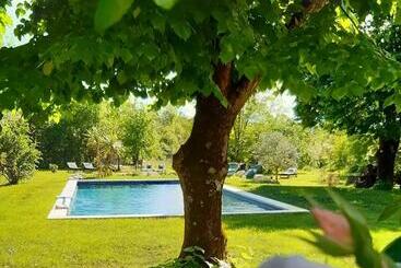 بنسيون Mas Notre Dame, Jardin Petit Paradis, Literie Haut De Gamme