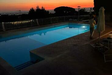 بنسيون “casa Amélie”