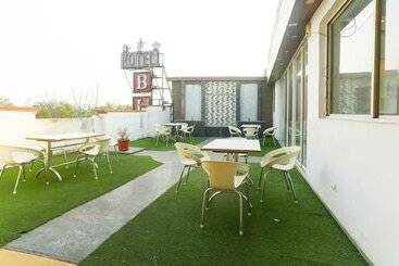 酒店 Blessings On Road Near New Delhi Railway Station