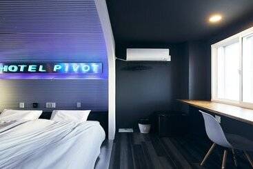 בית מלון כפרי Pivot Shinimamiya Ekimae