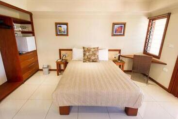 Volivoli Beach Resort