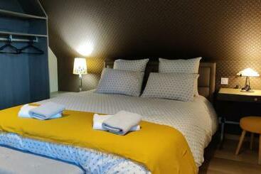 צימר Les Coquelicots   Chambre Alex