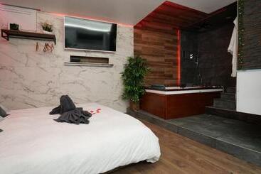 Отель Suite Morning Star