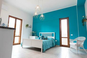 بنسيون Il Vicolo Suite Rooms