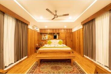 استراحتگاه Chandys Drizzle Drops Munnar Top Station