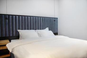 Отель Boutique Aquarel