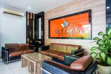 Urbanview Hotel Capital Makassar