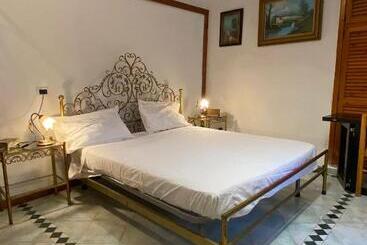 פנסיון Camera Buono