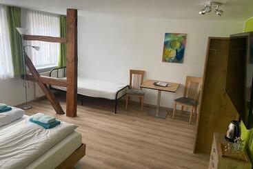 مبيت وإفطار Bett & Bike Hansehof