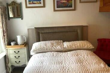 צימר 1 Laurel Cottages