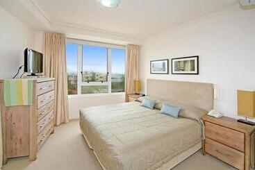 هتل Aspect Caloundra