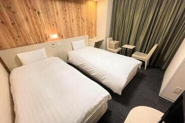 בית מלון כפרי Dormy Inn Kitami