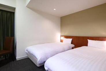 בית מלון כפרי Dormy Inn Matsumoto