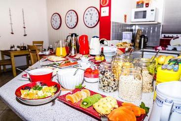 هتل Meikes Guesthouse