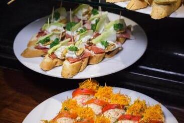 هتل Loft Osteria By Sagardi