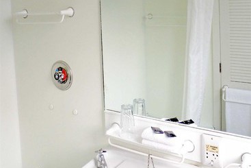 The Cobb Hotel