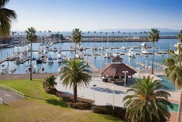 בית מלון כפרי Wakayama Marina City