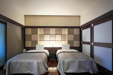 Lake Shikotsu Tsuruga Resort Spa Mizu No Uta