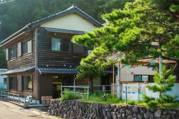 بنسيون 大砂荘 Ozuna Camp And Lodge