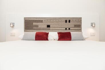مبيت وإفطار Domu Qirat   Authentic Rooms & Terraces
