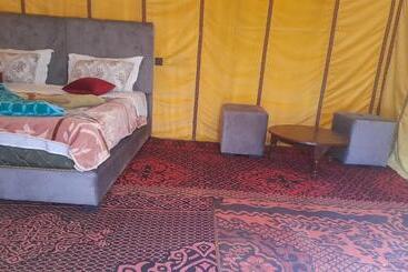 هتل Merzouga Camp Erg Znaïgui