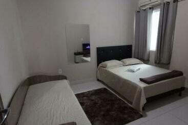 ペンション Acomodação Barata