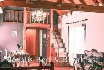هاستل Novalis Bed & Breakfast