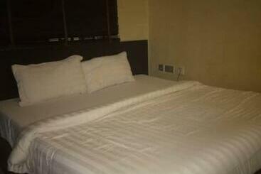 فندق Winstons Place