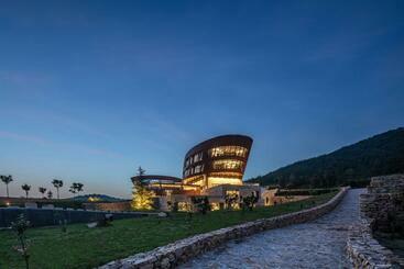 호텔 Runaway Cow Winery Retreat