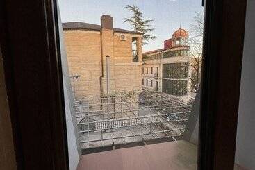 بنسيون Veranda L&g