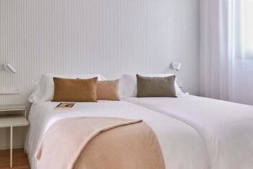 מלון דירות 60 Balconies Iconic