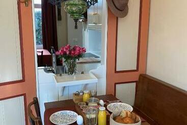 تختخواب و صبحانه Bnb  T Ambacht   Boutique