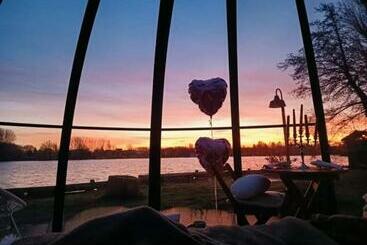 مبيت وإفطار Le Dôme Du Lac