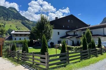 هتل آپارتمان Haus Standlgut Rauris    Incl Sommercard