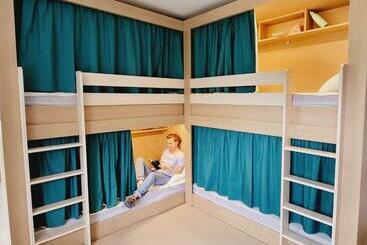 هتل L Etape Du Mont, Family Hostel