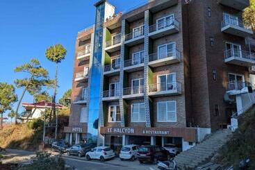 فندق Le Halcyon Kasauli