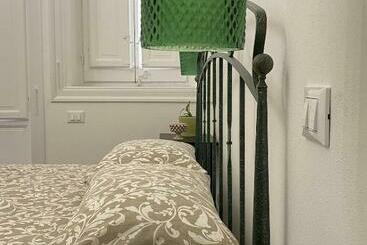 펜션 Il Gallo Di Eracle Charming Suites & Rooms