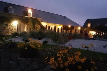 膳宿费 Lanévry   Tristan