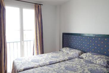 Aparthotel Playa Conil
