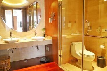 هتل Jinling Riverside