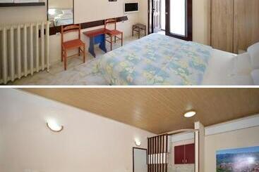 هتل Pana Eustahije 253