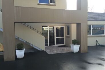 مُتل Asure Avenue Motor Lodge