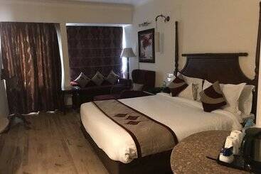 Royal Orchid Fort Resort