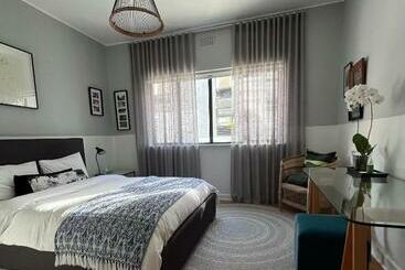 تختخواب و صبحانه Bradwell Views