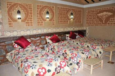 هتل Maison Acacias